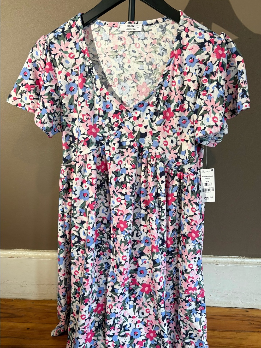 Ardene Pink and Blue Floral V-Neck Dress Size Small NWT - Picture 6 of 14